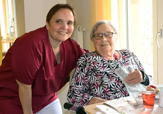Mitarbeiterin und Bewohnerin